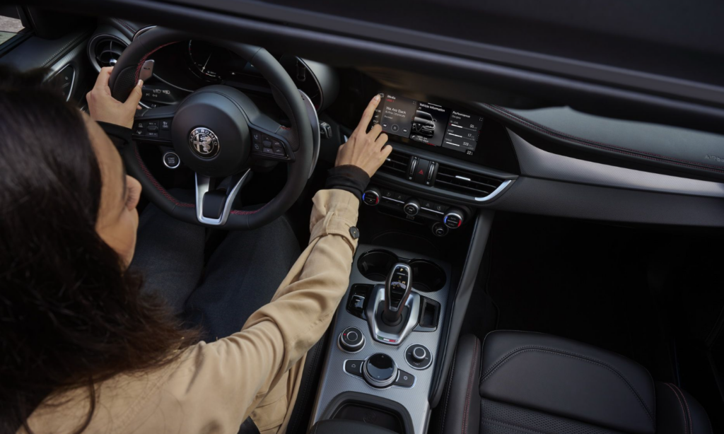 2025 Alfa Romeo Giulia Interior