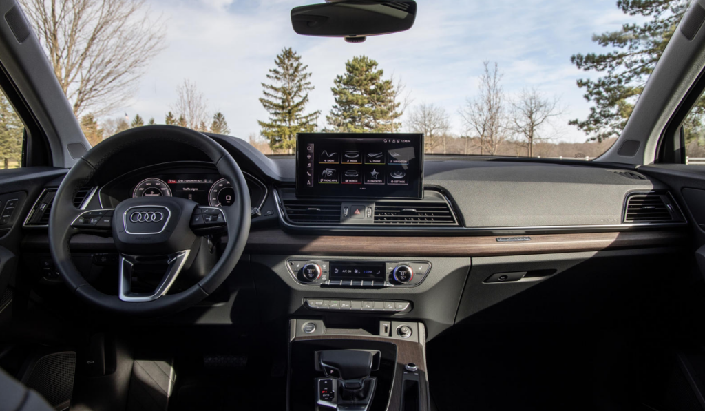 2025 Audi Q5 Interior