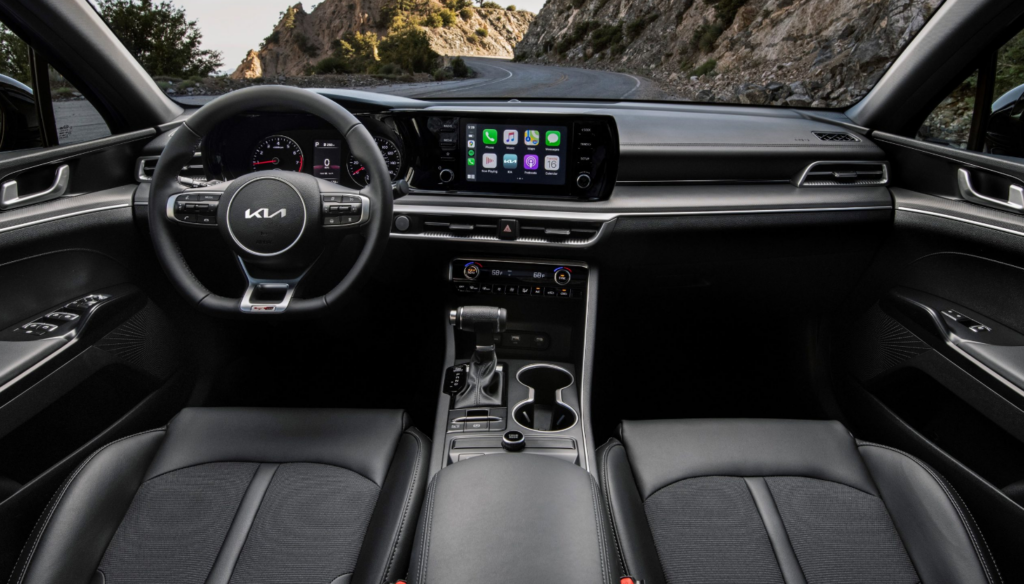 2025 Kia K5 Interior