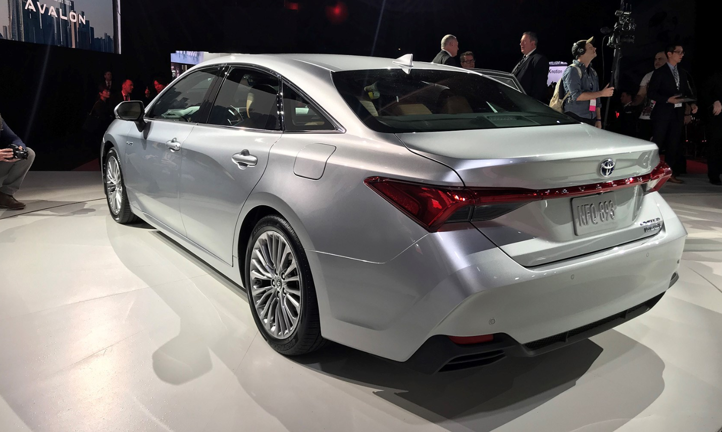 2025 Toyota Avalon Dimensions, Engine, Interior