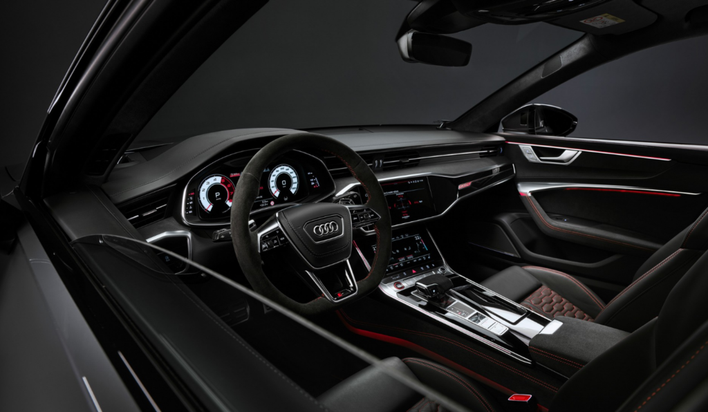 2025 Audi RS 6 Avant Interior