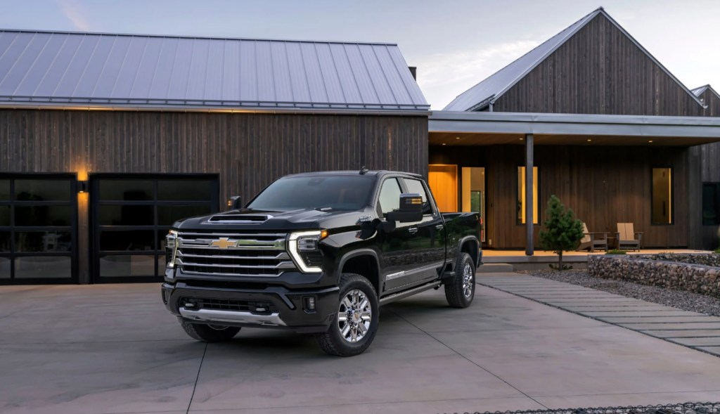 2025 Chevrolet Silverado 3500HD Exterior