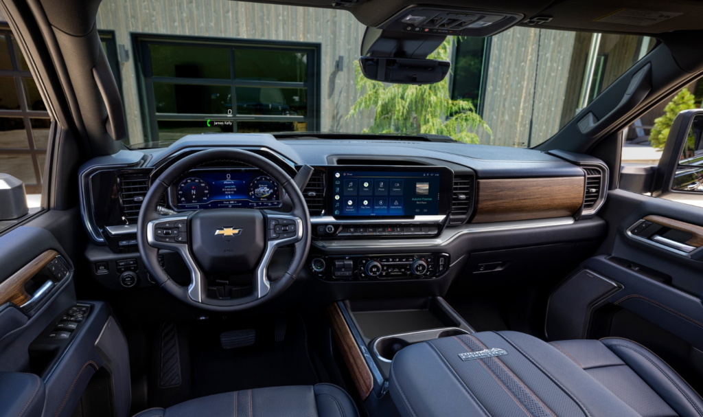 2025 Chevrolet Silverado 3500HD Interior