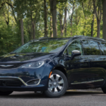 2025 Chrysler Pacifica Hybrid Exterior