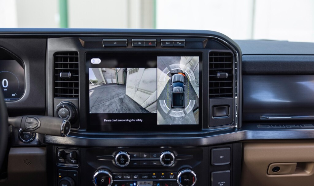 2025 Ford F 450 Super Duty Interior