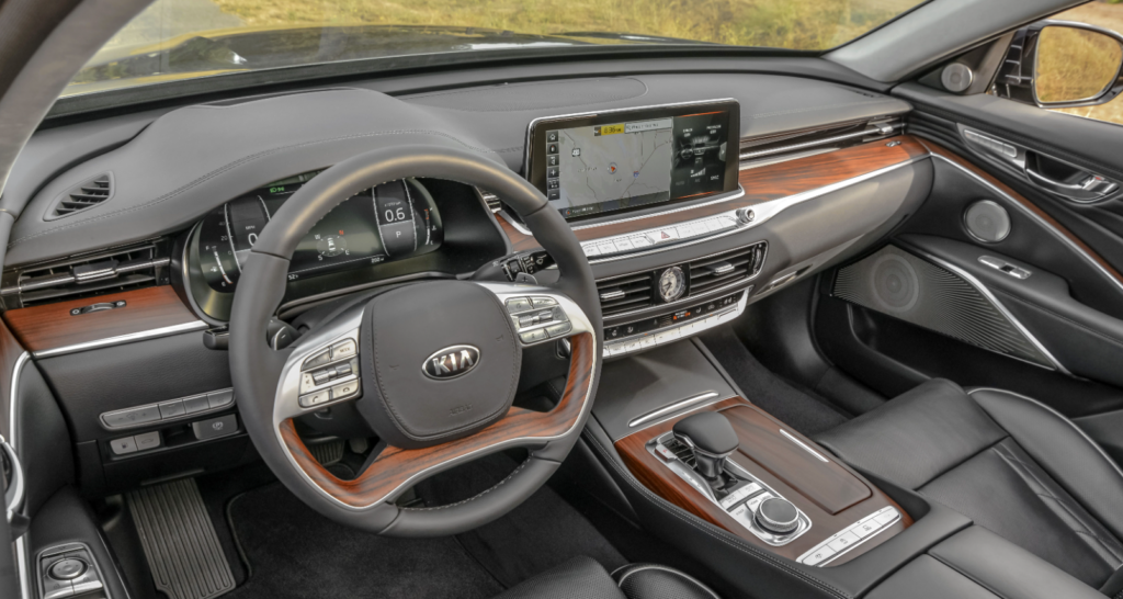 2025 Kia K900 Interior