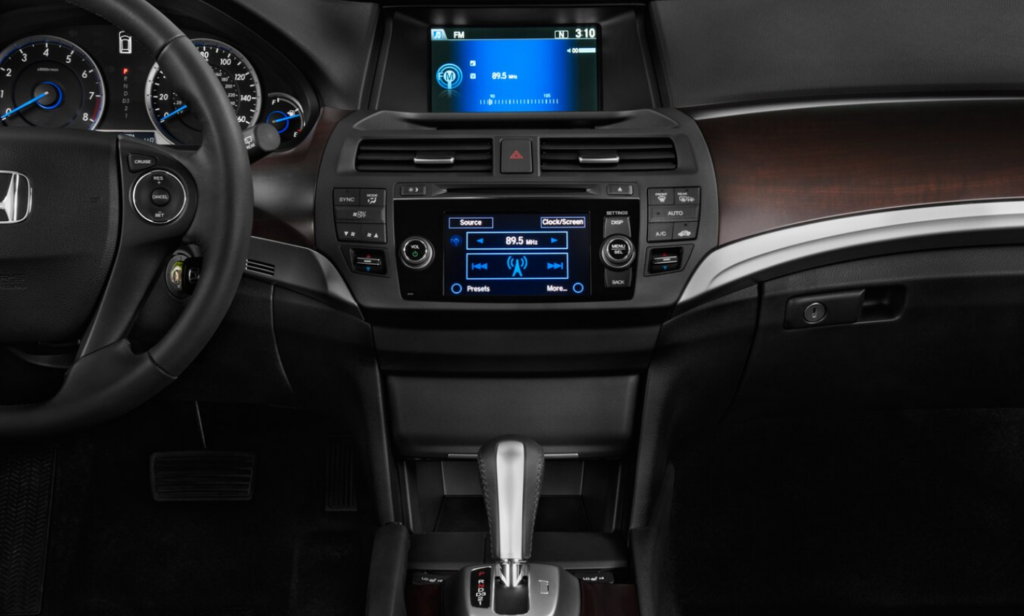 2025 Honda Crosstour Interior