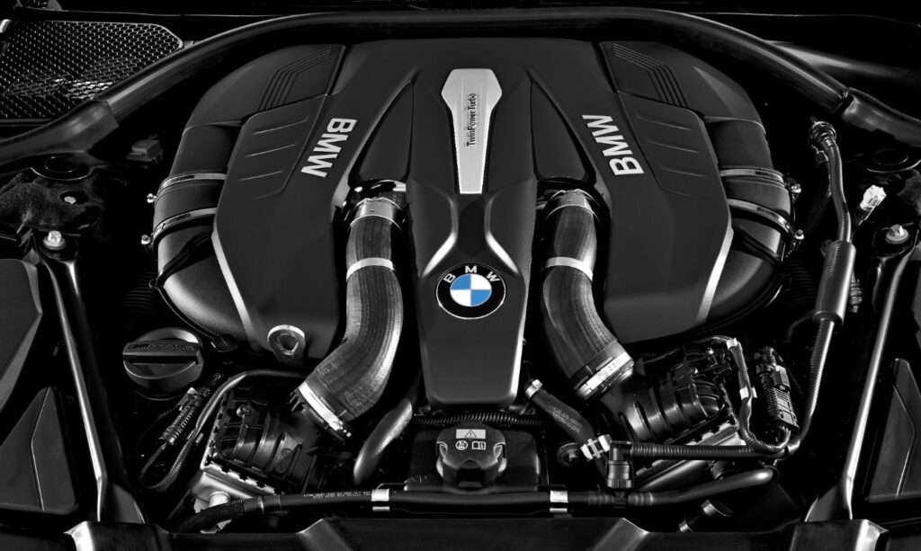 2026 BMW 7 Series Engine